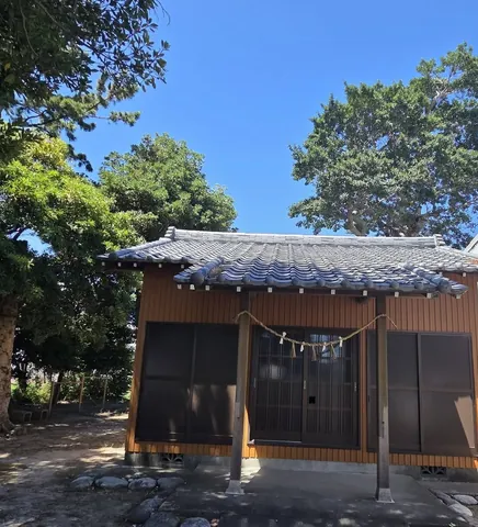 社殿正面。