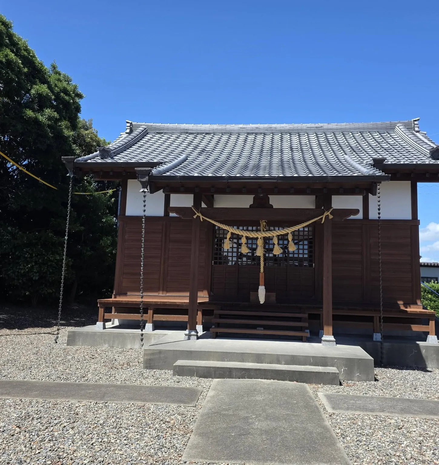 社殿正面。
